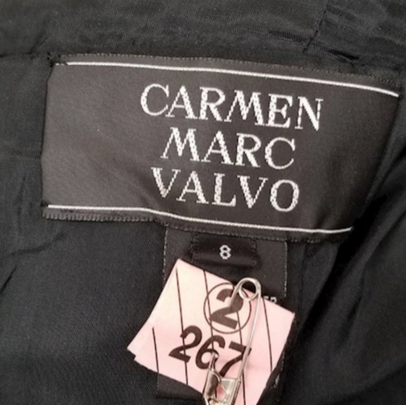 EUC Carmen Marc Valvo gown from SAKS - Picture 5 of 10